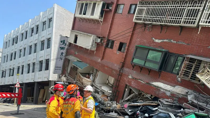 Terremoto devastante a Taiwan: magnitudo di 7.4. Ci sono morti e feriti