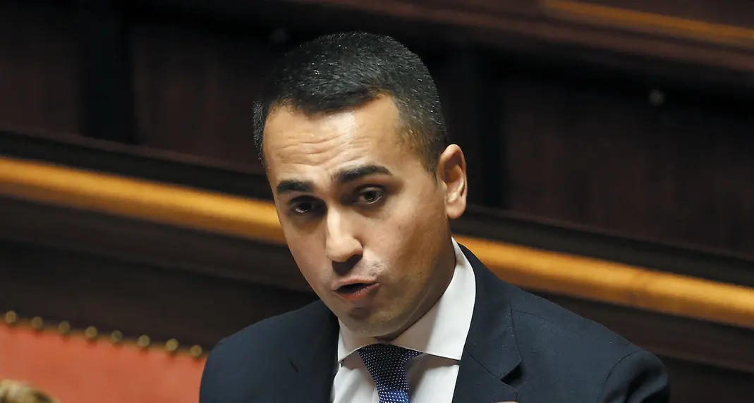 Grillini in fuga, Di Maio furioso con la Lega: «Quanto al Kg un senatore?»