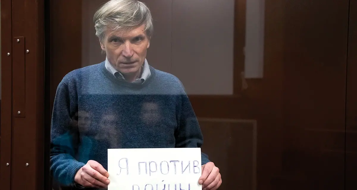 Lettera dal gulag russo: «Putin mi tiene in galera perché voglio la pace»