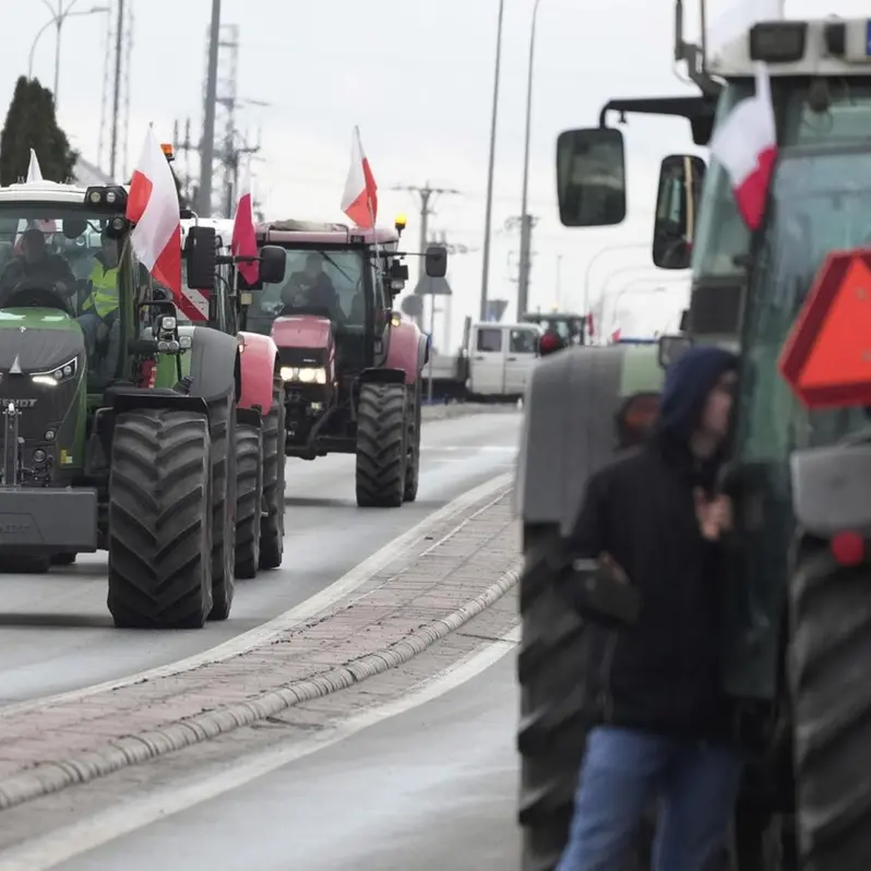 I “trattori polacchi” contro Kiev inneggiano alla guerra di Putin