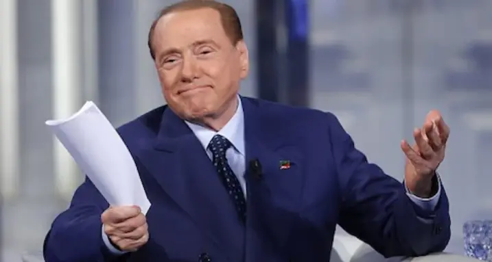 «Sì allo scostamento». Berlusconi dà il via libera a Forza Italia