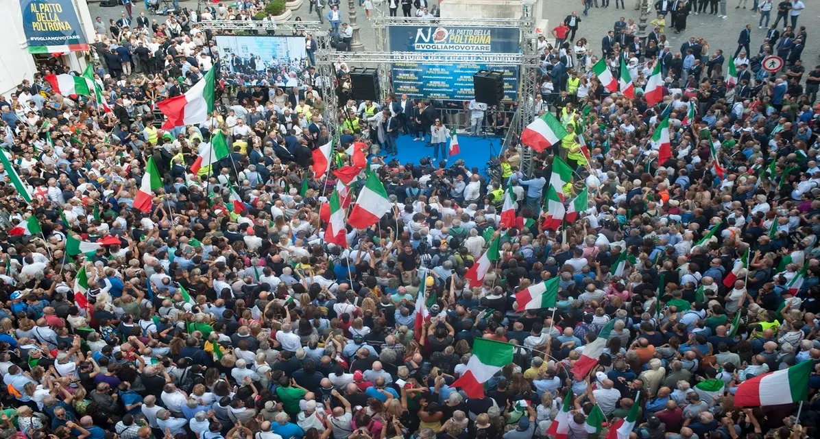 La protesta di Lega e Fratelli d'Italia. La destra muove i primi passi e qualche braccio teso