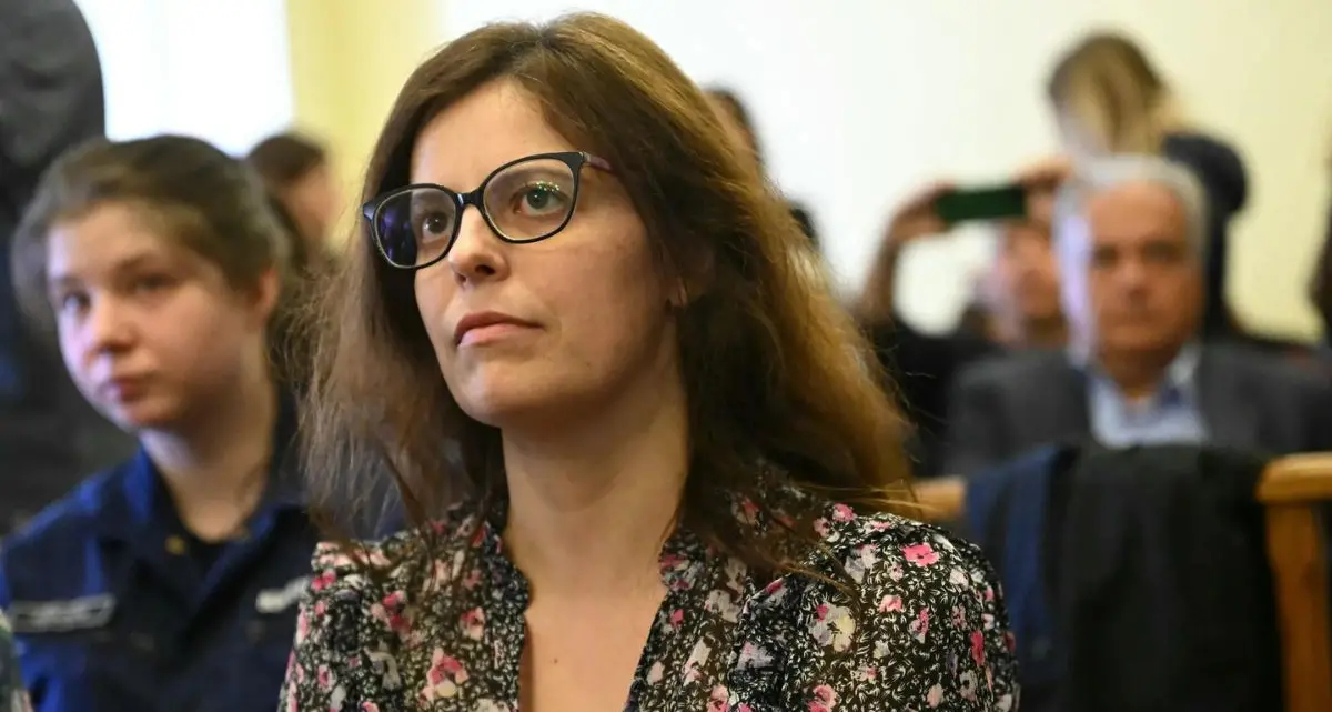 Fratoianni va in Ungheria per incontrare in carcere Ilaria Salis: «Ho trovato una donna tenace»