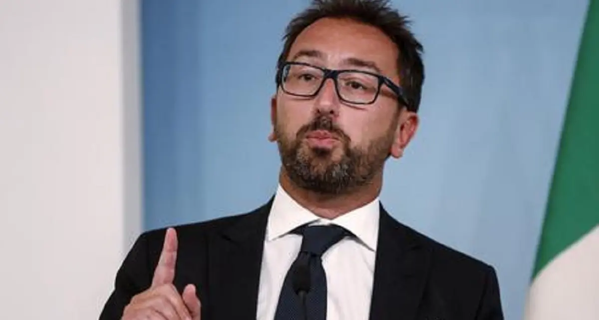 Ci vorrà un dpcm di Conte per riportare subito i cancellieri in tribunale