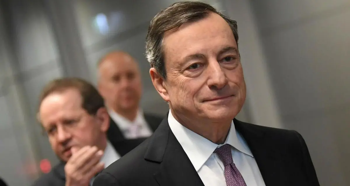 Mario Draghi al Quirinale con la lista dei ministri