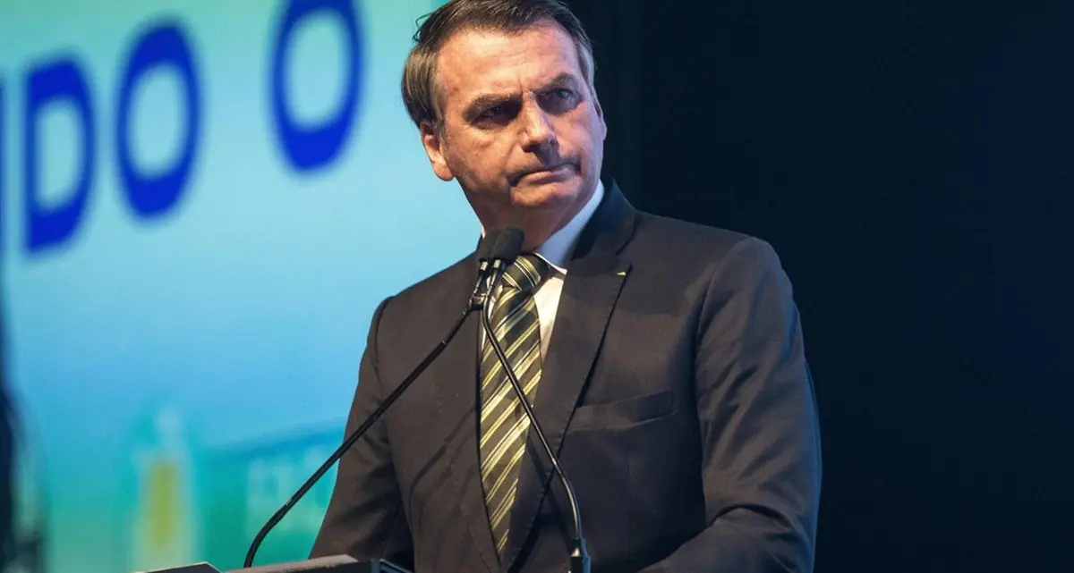 Brasile, l'accusa a Bolsonaro: «Nasconde i dati sul Covid»
