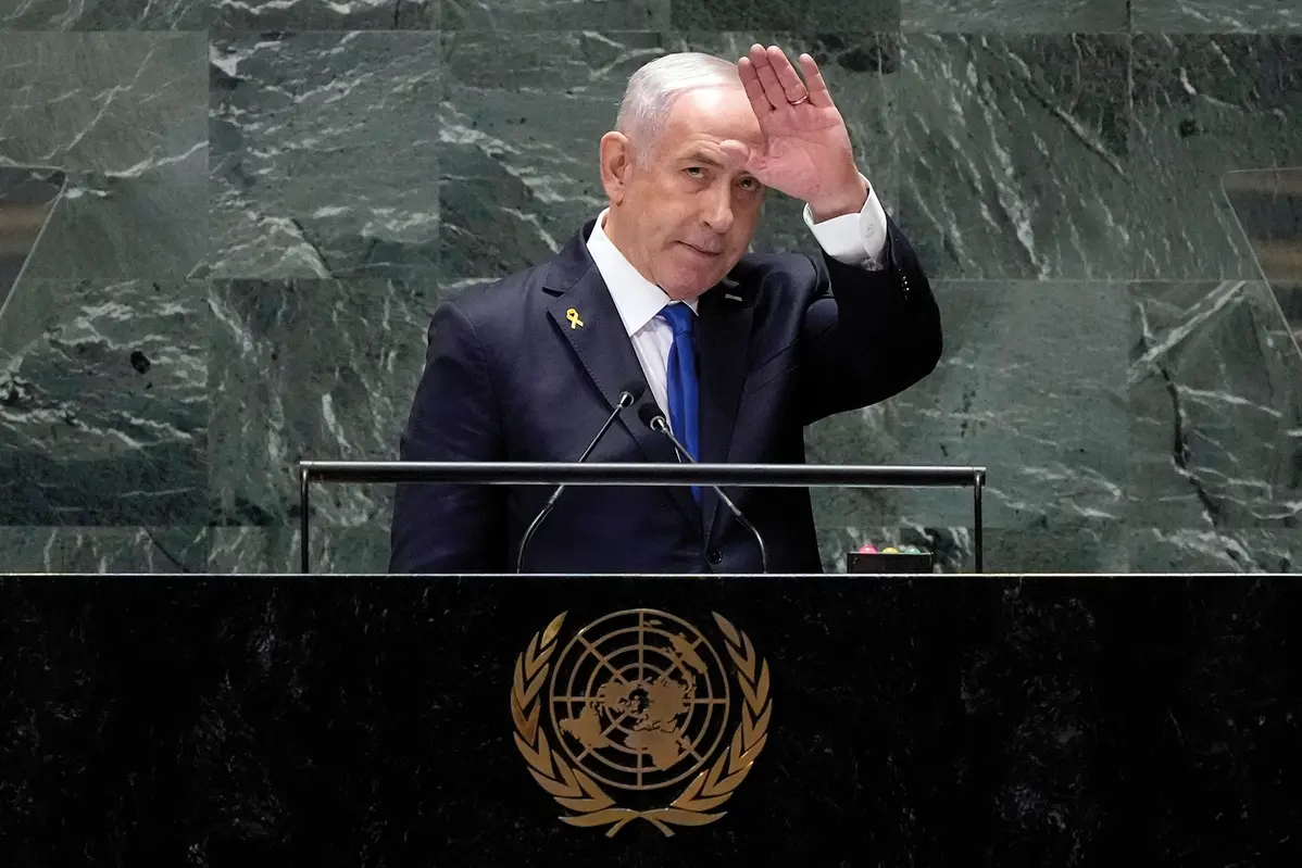 Israel Prime Minister Benjamin Netanyahu acknowledges audience applause after his address to the 79th session of the United Nations General Assembly, Friday, Sept. 27, 2024. (AP Photo/Richard Drew) Associated Press / LaPresse Only italy and Spain , APN