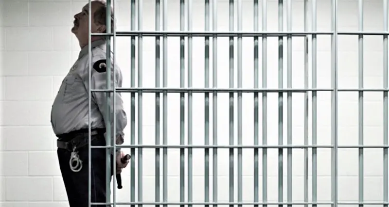 L’ex Pm Colombo: «Liberate trentacinquemila detenuti»