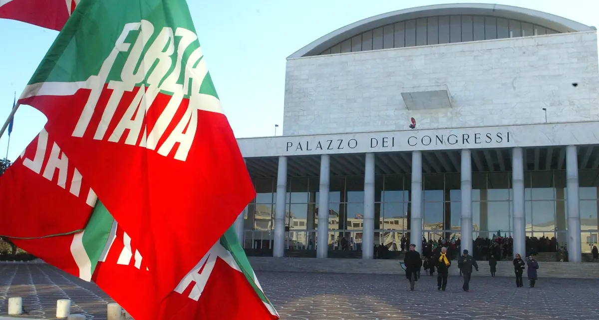 Ecco il manifesto politico di Forza Italia del “dopo Silvio”. Parla Tajani