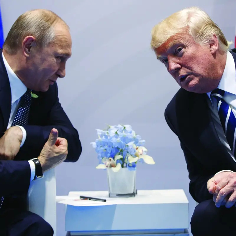 La ricetta di Trump per ottenere la pace: genuflettersi a Putin