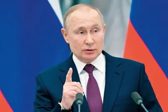 Blocco accesso dei media europei in Russia, deciso da Putin (nella foto)