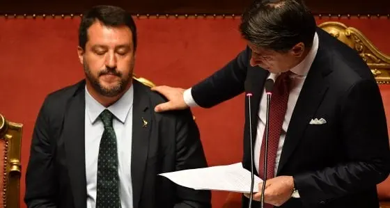 Salvini pronto al governissmo con Renzi: \"Ma via Conte da palazzo Chigi\"
