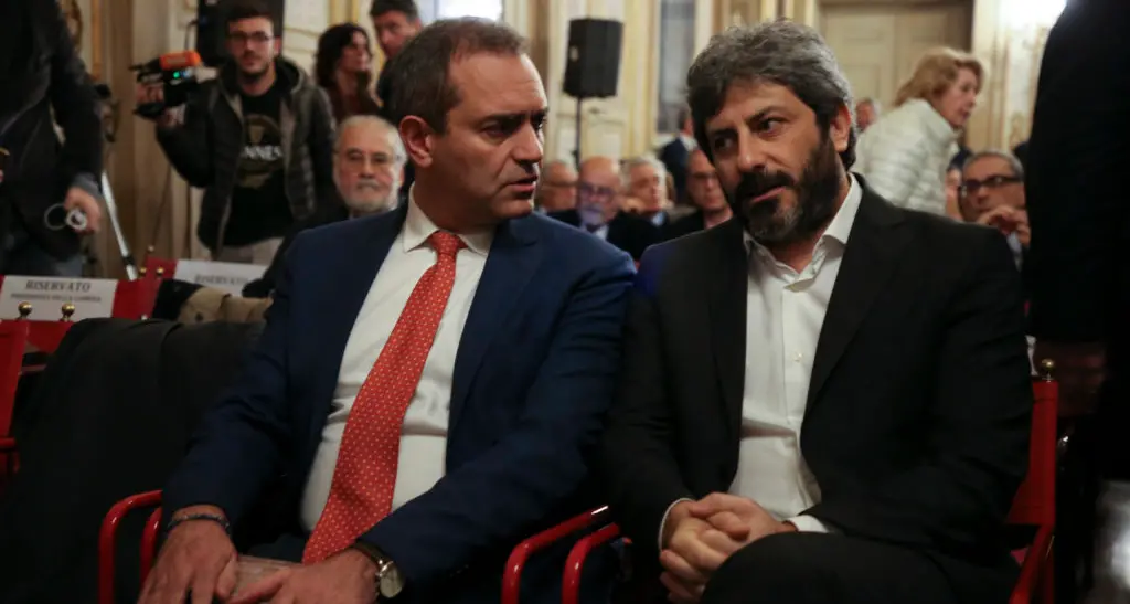 De Magistris chiama Fico: \"Lascia Salvini e candidati a Napoli\"