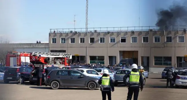 Rivolta nel carcere di Modena, si temono sei morti