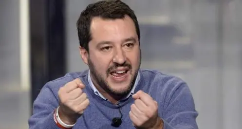 La Giunta “dimezzata” vota sì: «Processate Salvini per la Gregoretti»