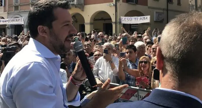Salvini ci ricasca e viola il silenzio elettorale