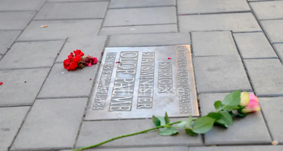 Olof Palme, Anna Lindh, Jo Cox e Rabin: quegli omicidi politici animati dalla follia