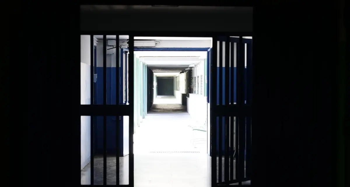 Sull’orrore nel carcere di Reggio Emilia ora non cali il sipario