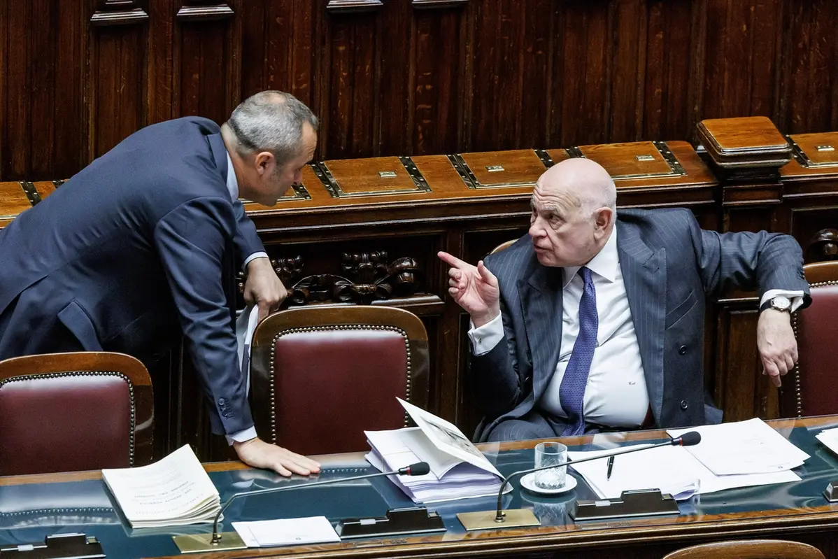 Il deputato Enrico Costa a colloquio con il ministro della Giustizia Carlo Nordio (LaPresse) , LAPRESSE