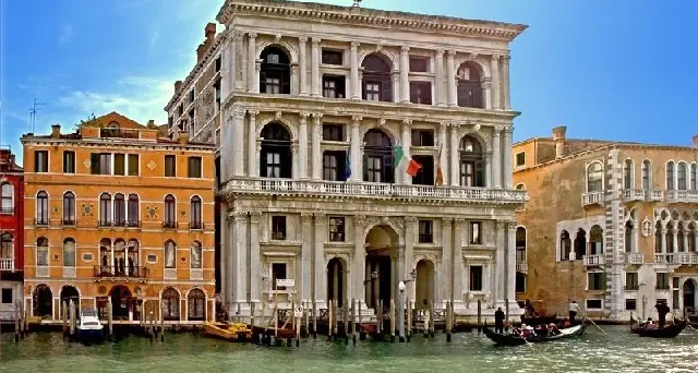 Venezia, sentenze copia e incolla scritte prima delle udienze: i penalisti chiedono un'ispezione