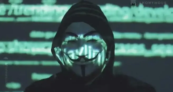 Anonymous rivendica l'attacco informatico alle reti russe