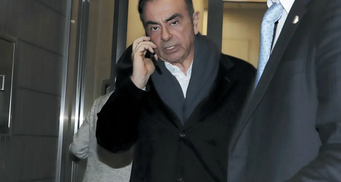 La fuga di Ghosn, mandato d’arresto internazionale per l’ex ceo di Nissan-Renault
