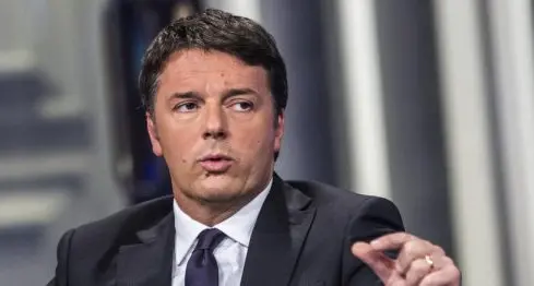 Renzi nega l'inciucio con il M5s: «Io non faccio accordicchi»