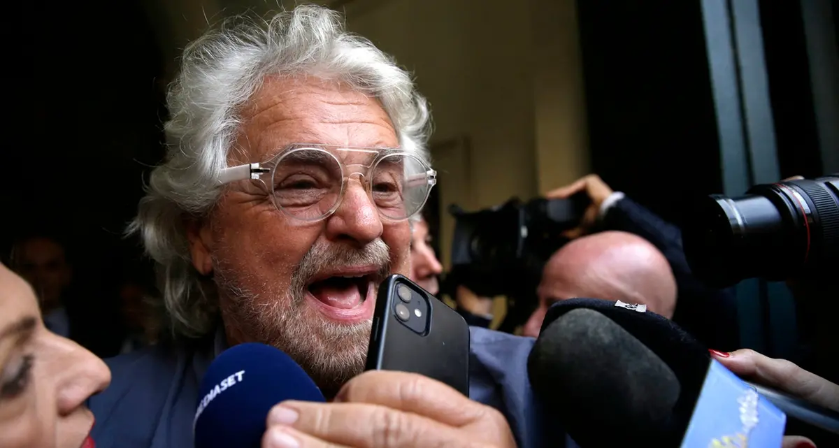 Beppe Grillo e il figlio sott’accusa: «È un processo politico»