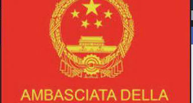 Gaffe dell’ambasciata cinese: «Deputati irresponsabili». Partiti contro Di Maio: censuri