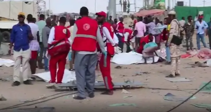 Autobomba a Mogadiscio: 76 morti e 70 feriti