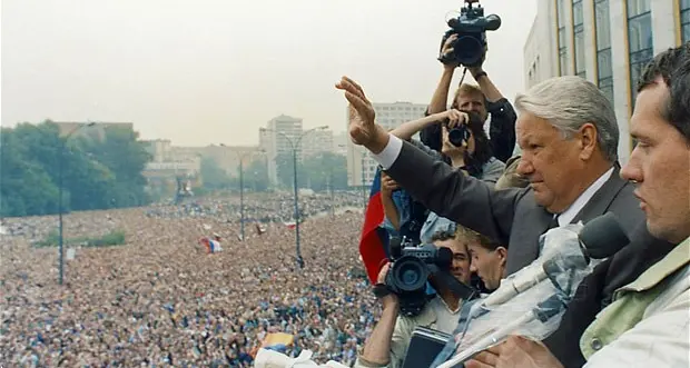 Ottobre 1917 agosto 1991 le due rivoluzioni russe
