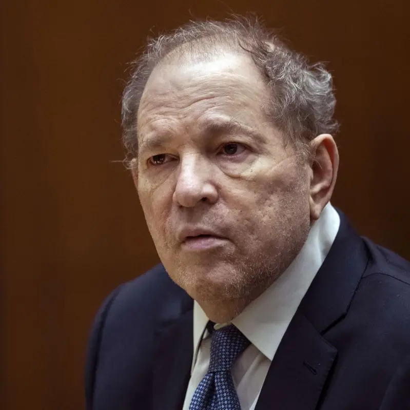 Harvey Weinstein, annullata la condanna per reati sessuali: “Errore procedurale”