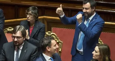 Legittima difesa, sì definitivo: Salvini festeggia, mutismo M5s