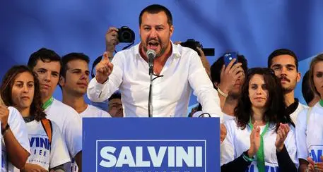 La Lega a Pontida, Salvini: «Mano libera alle forze dell'ordine»