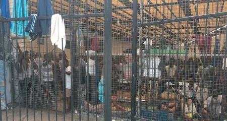 Migranti, fermati tre uomini a Messina. L'accusa: torture e stupri in un centro di detenzione in Libia