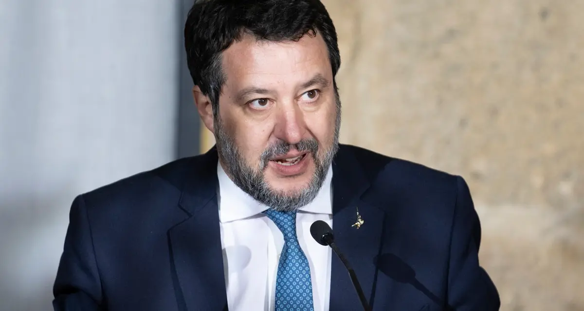 Il doppio fronte di Meloni stretta tra Bruxelles e Salvini