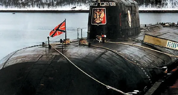 Le ultime ore del sottomarino Kursk: venti anni fa la tragedia che sconvolse la Russia