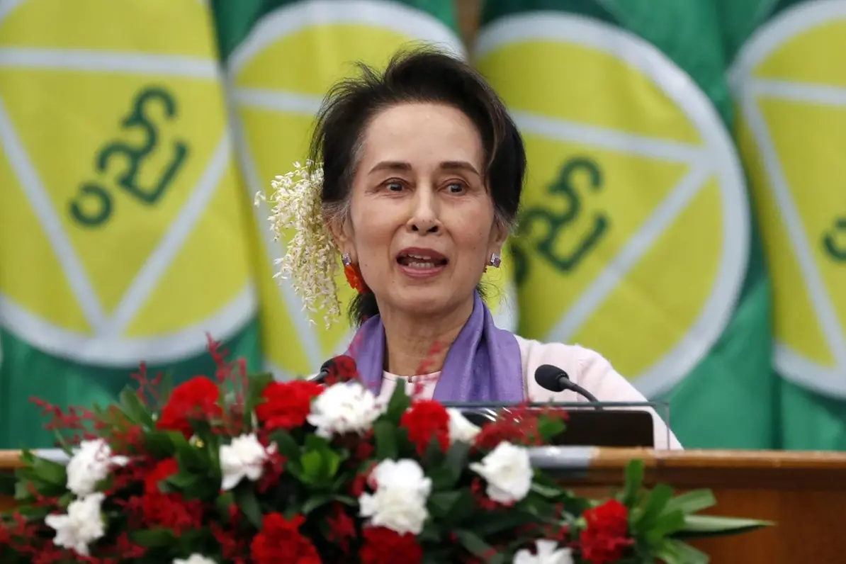 Aung San Suu Kyi, leader dell\\'opposizione in Birmania