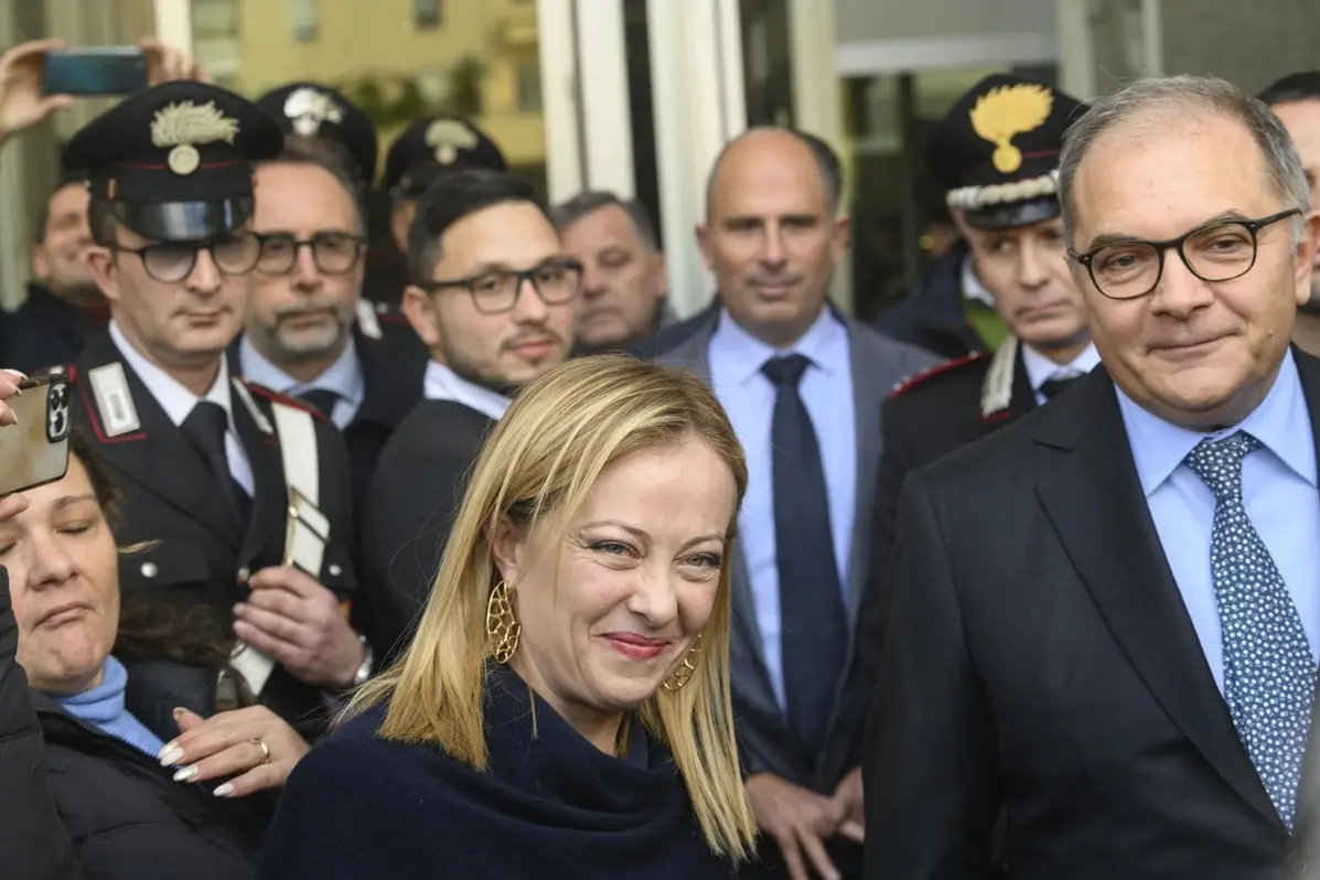 Giorgia Meloni, presidente del Consiglio, insieme al procuratore di Palermo Maurizio De Lucia