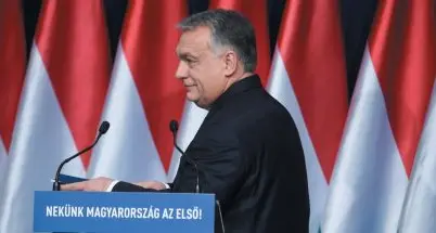 Orban appeso a un filo, il Ppe lo vuole tagliare