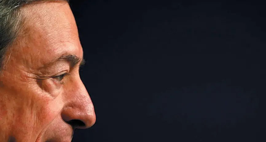 Draghi: per stimolare la crescita abbassare i tassi e Trump si infuria
