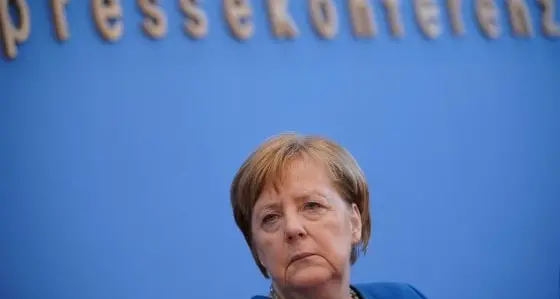 Merkel in quarantena: «Visitata da un medico poi risultato positivo»