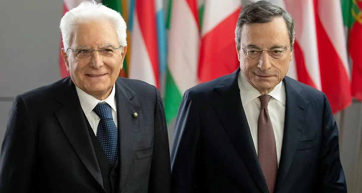 L’Italia del futuro? Draghi ancora premier e Mattarella di nuovo al Quirinale
