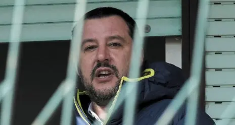 Salvini pronto a farsi processare, ma tra i 5Stelle cresce il nervosismo