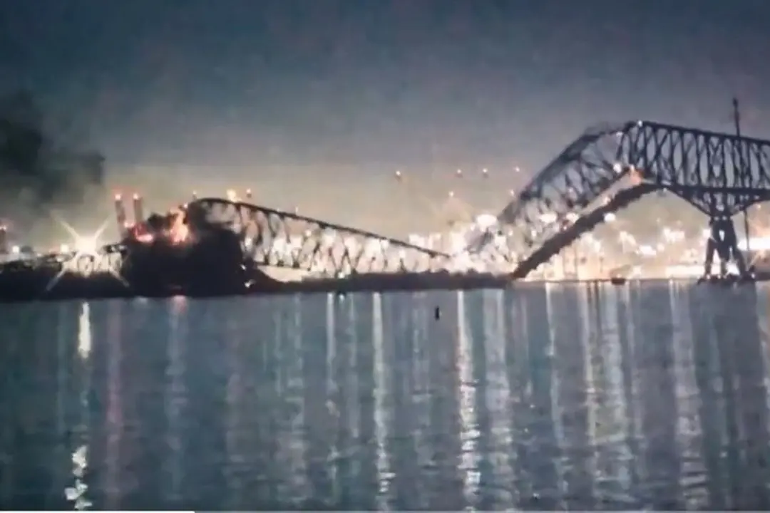 Il crollo di uno dei ponti di Baltimora