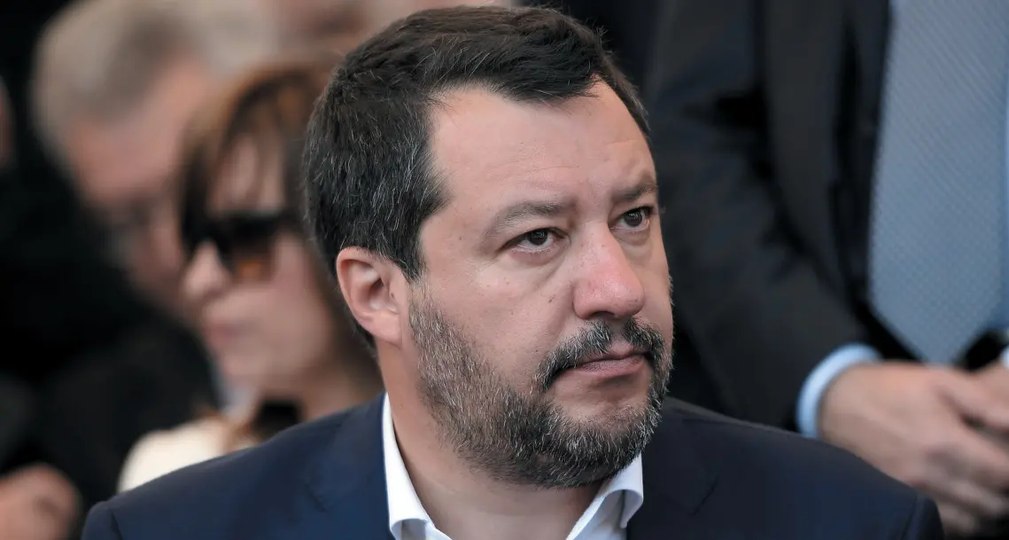 Salvini risponde e punge: «Noi siamo quelli dei sì»