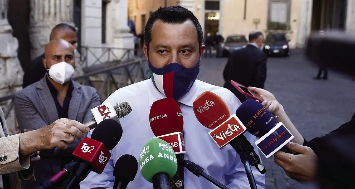 La Lega moderata mette alle strette Salvini: i casi Durigon, Lamorgese e quota 100