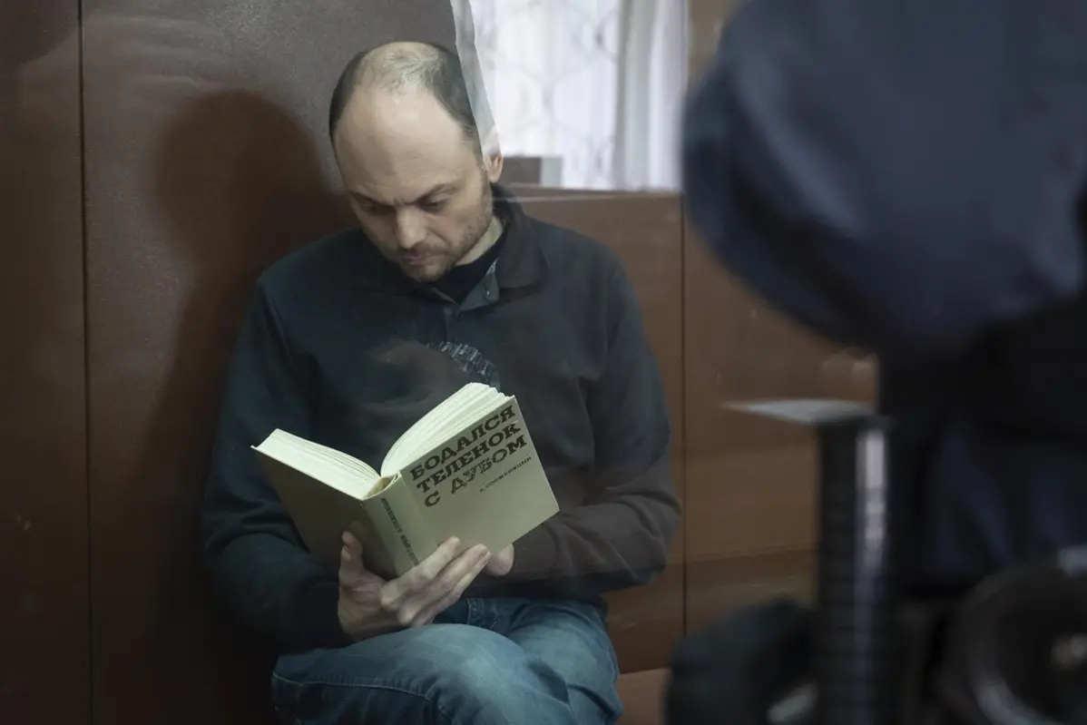 Vladimir Kara-Murza condannato a 25 anni di carcere