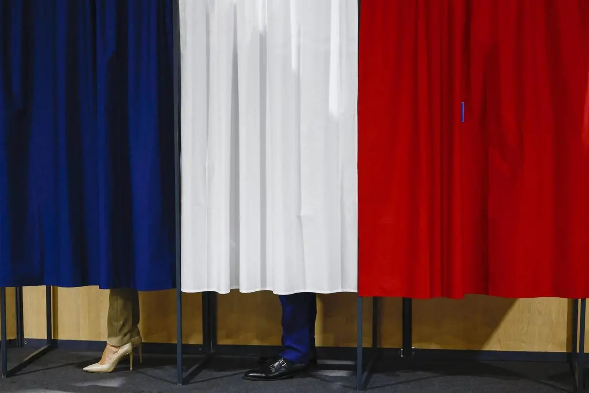 <p>Ballottaggi in Francia</p>\\n