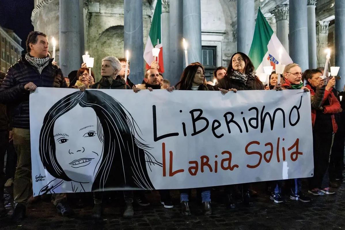 Fiaccolata per la liberazione di Ilaria Salis, detenuta in carcere in Ungheria